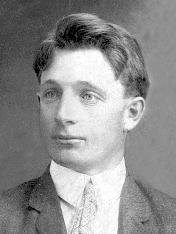 Andrew Gray headshot