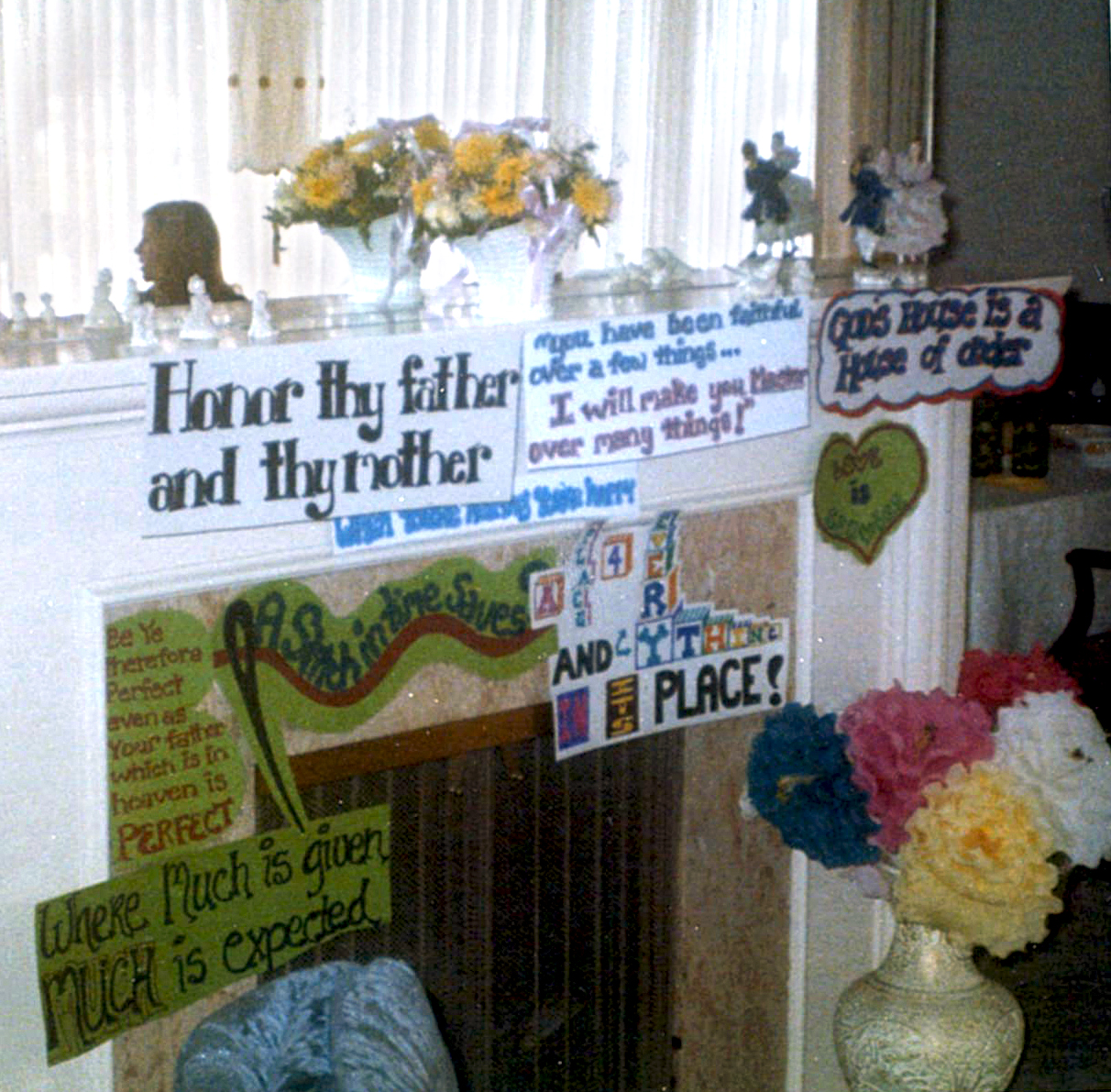 1135 nanette's famliy night signs 1973