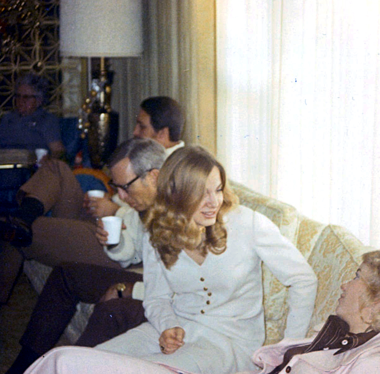 898 Lee Anderson, Ronald and Wendy Maxfield, and Nancy Maxfield Dec 25, 1970