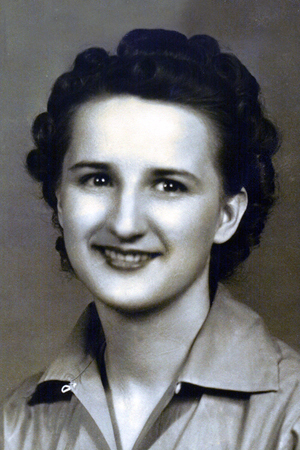 Olive Erma headshot