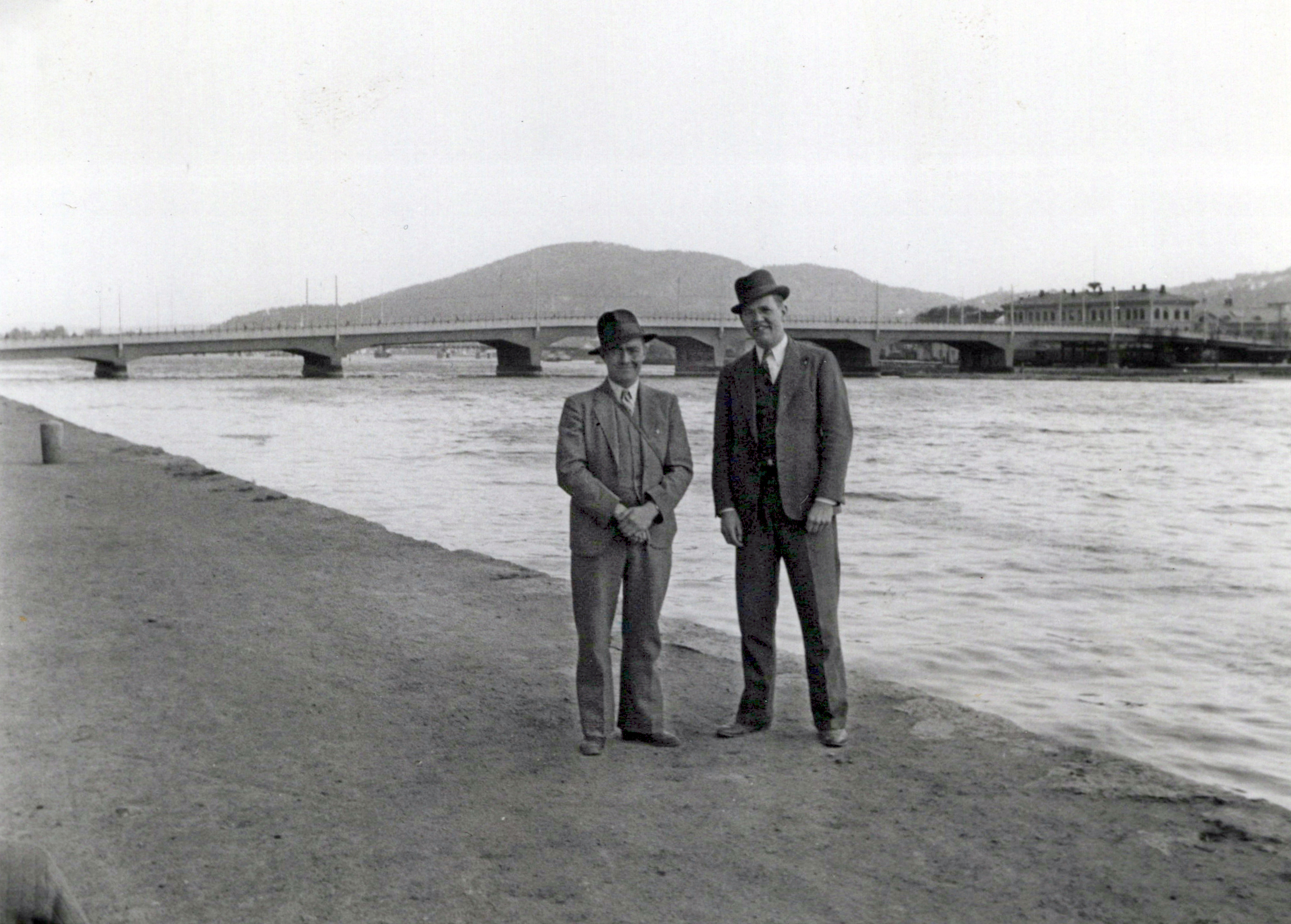Maxfield 1939_0001_a