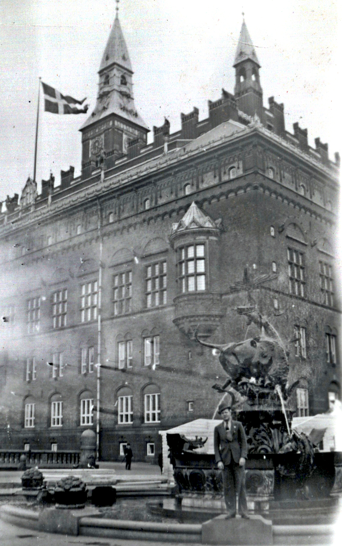 Maxfield 1939_0007_a CC