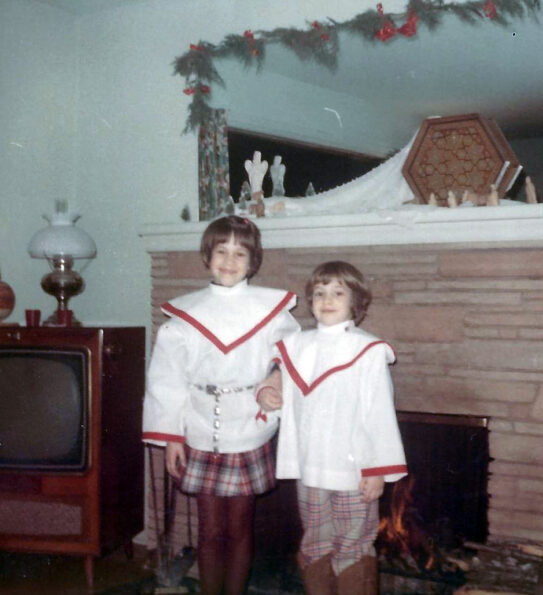 Carla-McNelly-and-Brenda-McNelly-Ricks-nieces--543x595