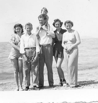 1942 BlackRock-Fam