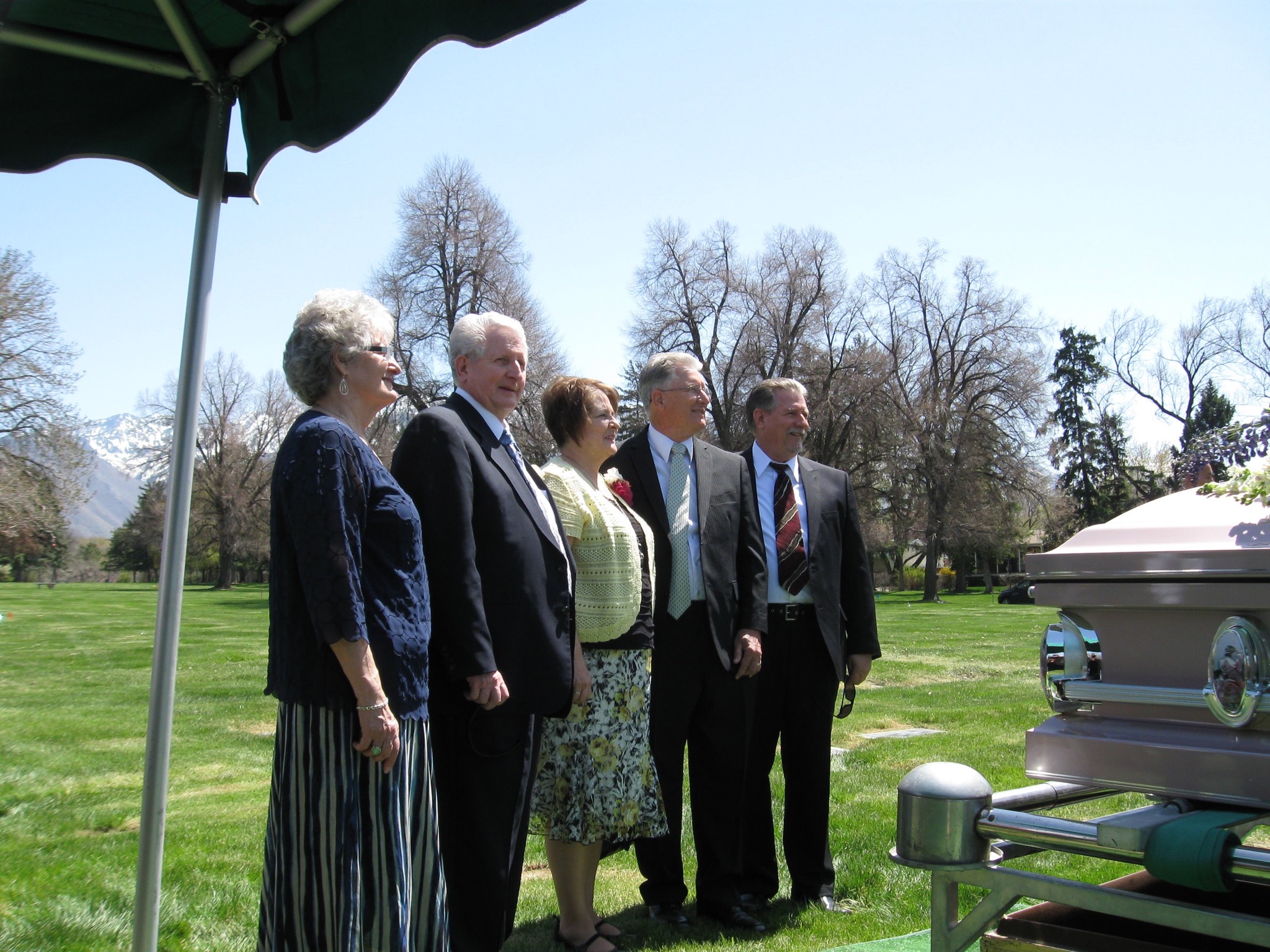 Gloria, Chris, Maureen, Gilbert and Darrell